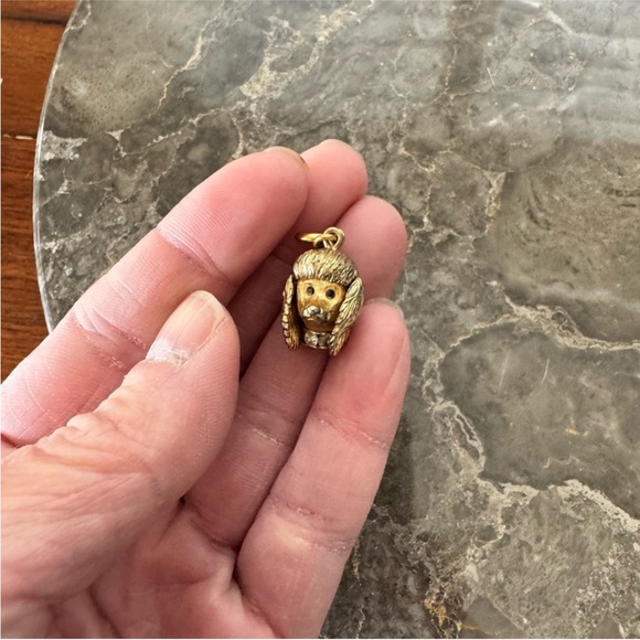 Vintage gold tone poodle charm pendant - Picture 7 of 8